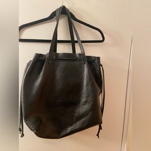 Madewell back leather drawstring bucket bag tote